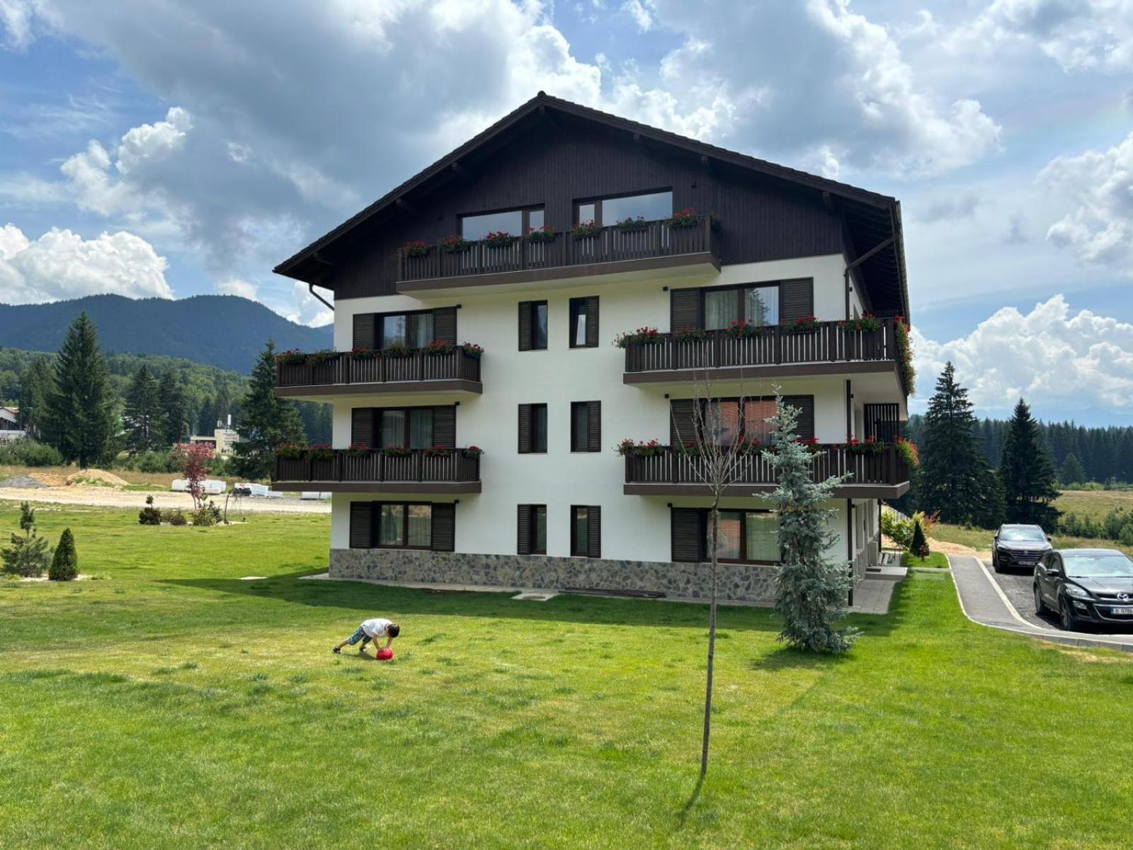 Albert Residence Aparthotel Grand Chalet With Free Spa Access To Alpin Resort Poiana Brașov Zewnętrze zdjęcie